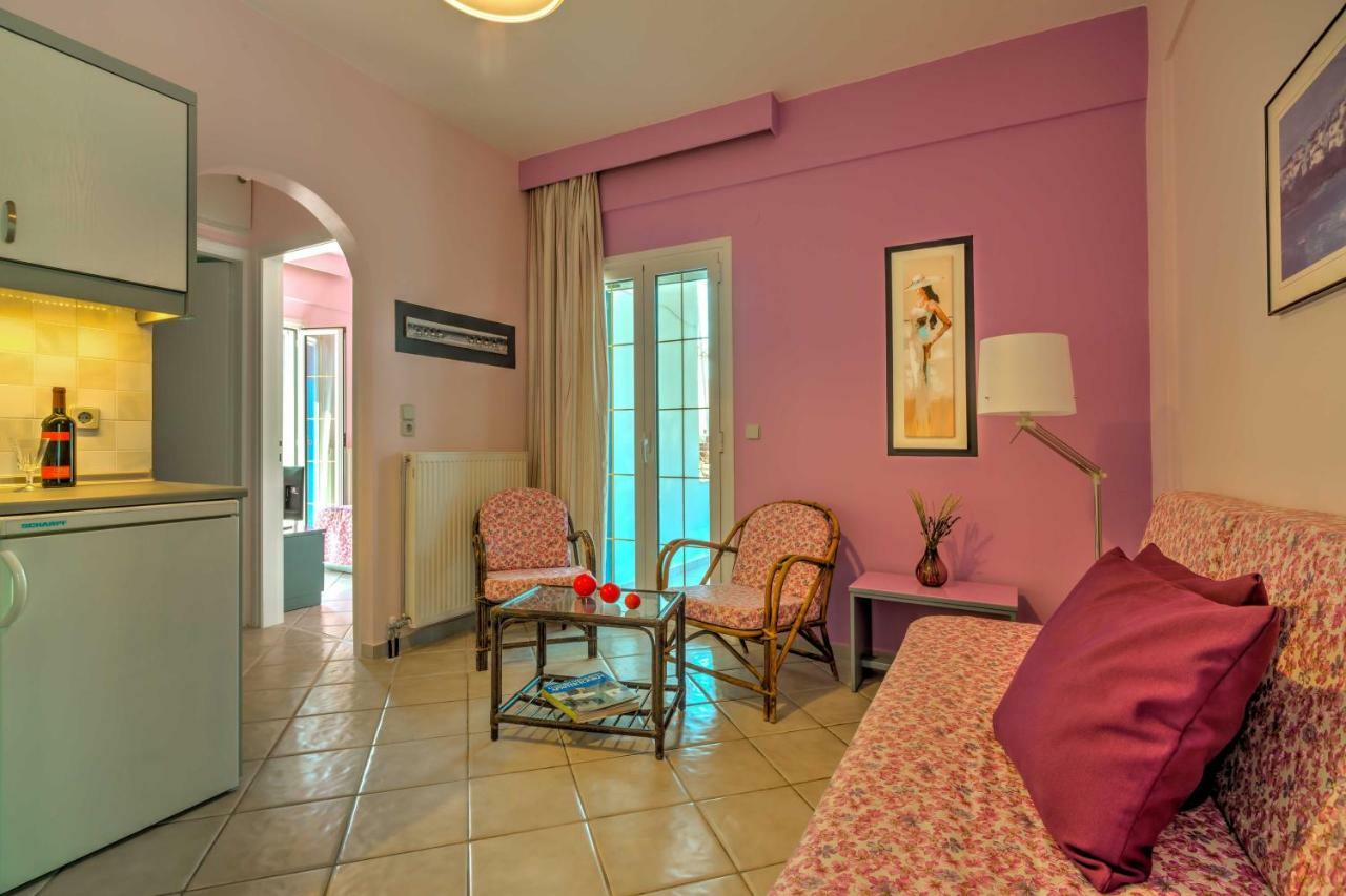 Elegant 1Br By Heraklion Beach Sun &Comfort Await Amoudara Lasithiou Buitenkant foto